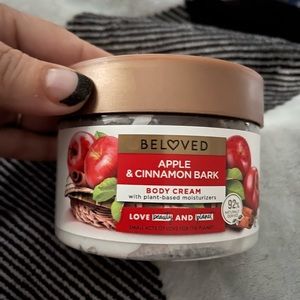 Love, Beauty, and Planet Beloved Apple & Cinnamon Bark Body Cream Lotion New